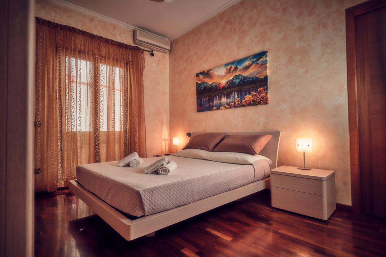 Travelershome Ciampino Suite المظهر الخارجي الصورة