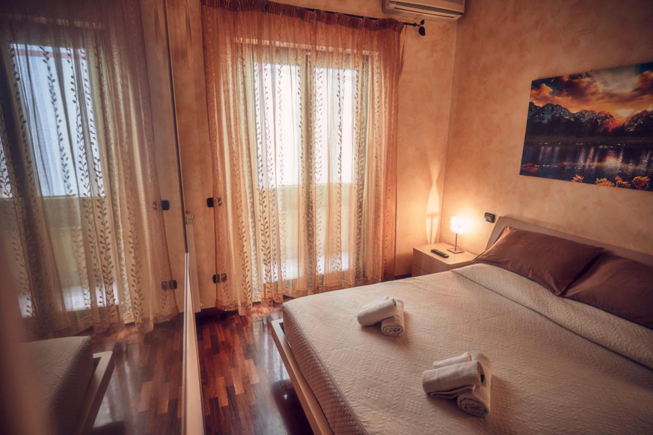 Travelershome Ciampino Suite المظهر الخارجي الصورة