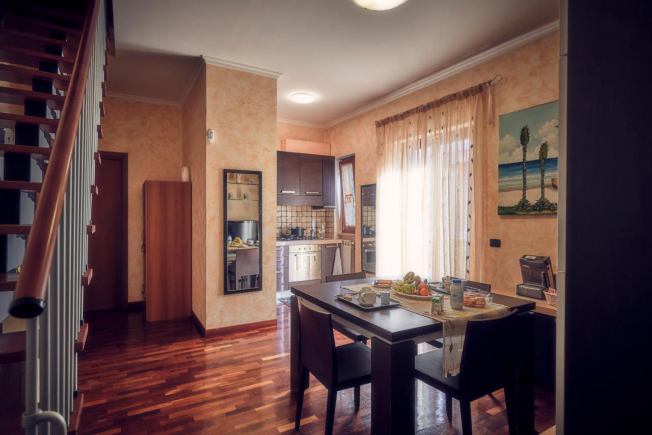 Travelershome Ciampino Suite المظهر الخارجي الصورة