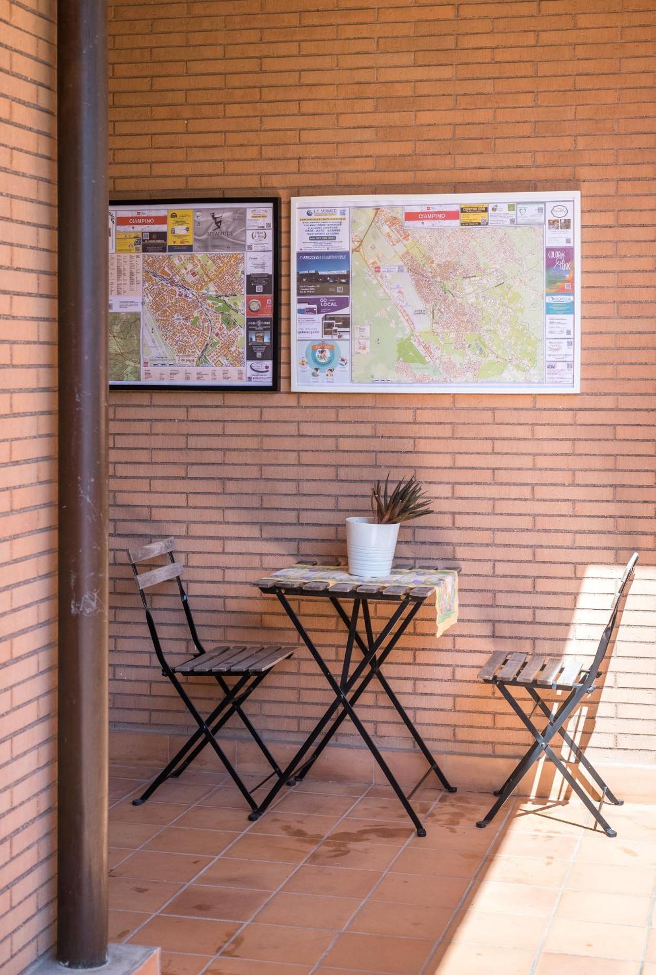 Travelershome Ciampino Suite المظهر الخارجي الصورة