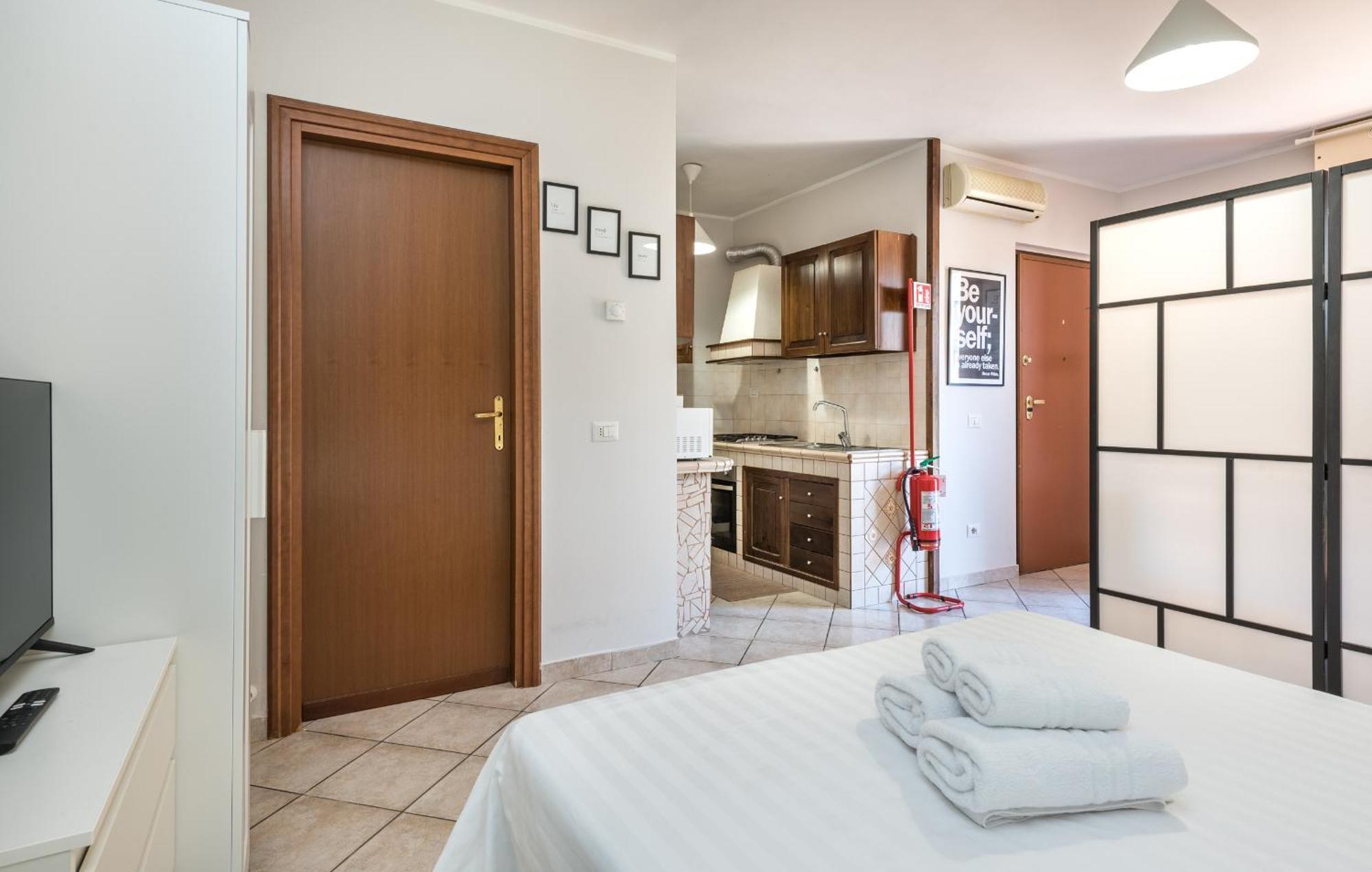 Travelershome Ciampino Suite المظهر الخارجي الصورة